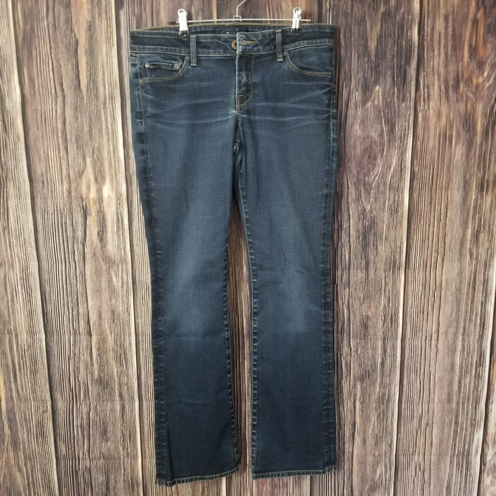 Lucky Brand size 6r blue jeans.
